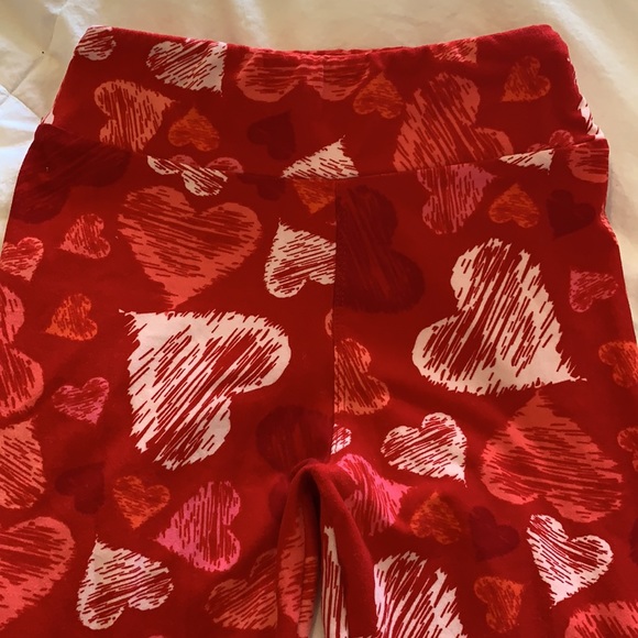 Tween Lularoe Heart Leggings - Picture 4 of 7